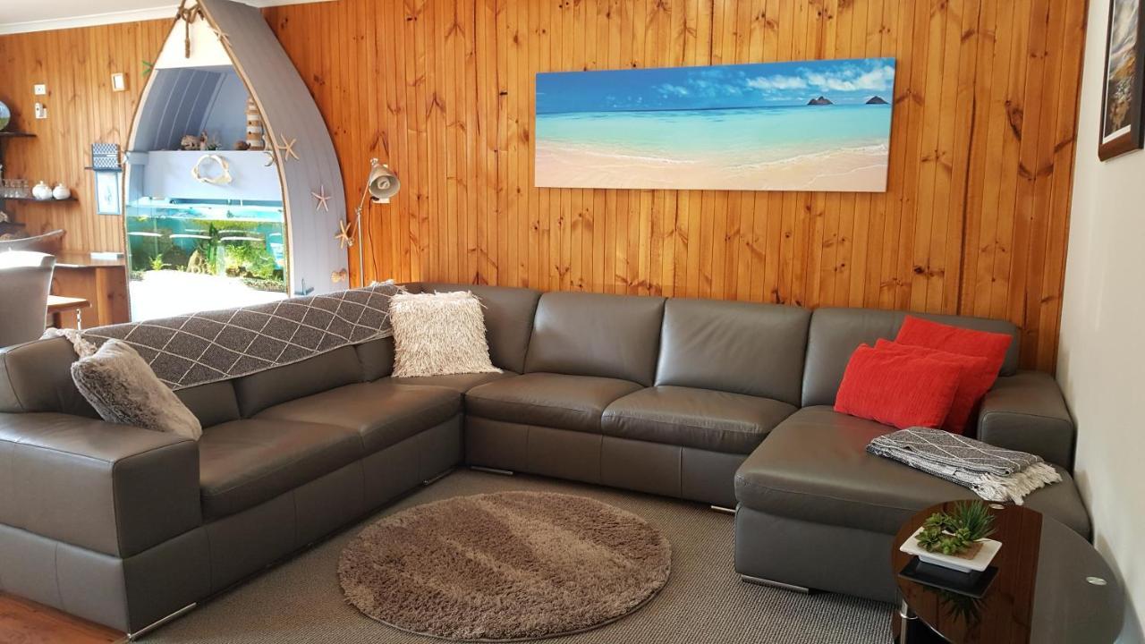 Inna Nutshell Kingscote Extérieur photo